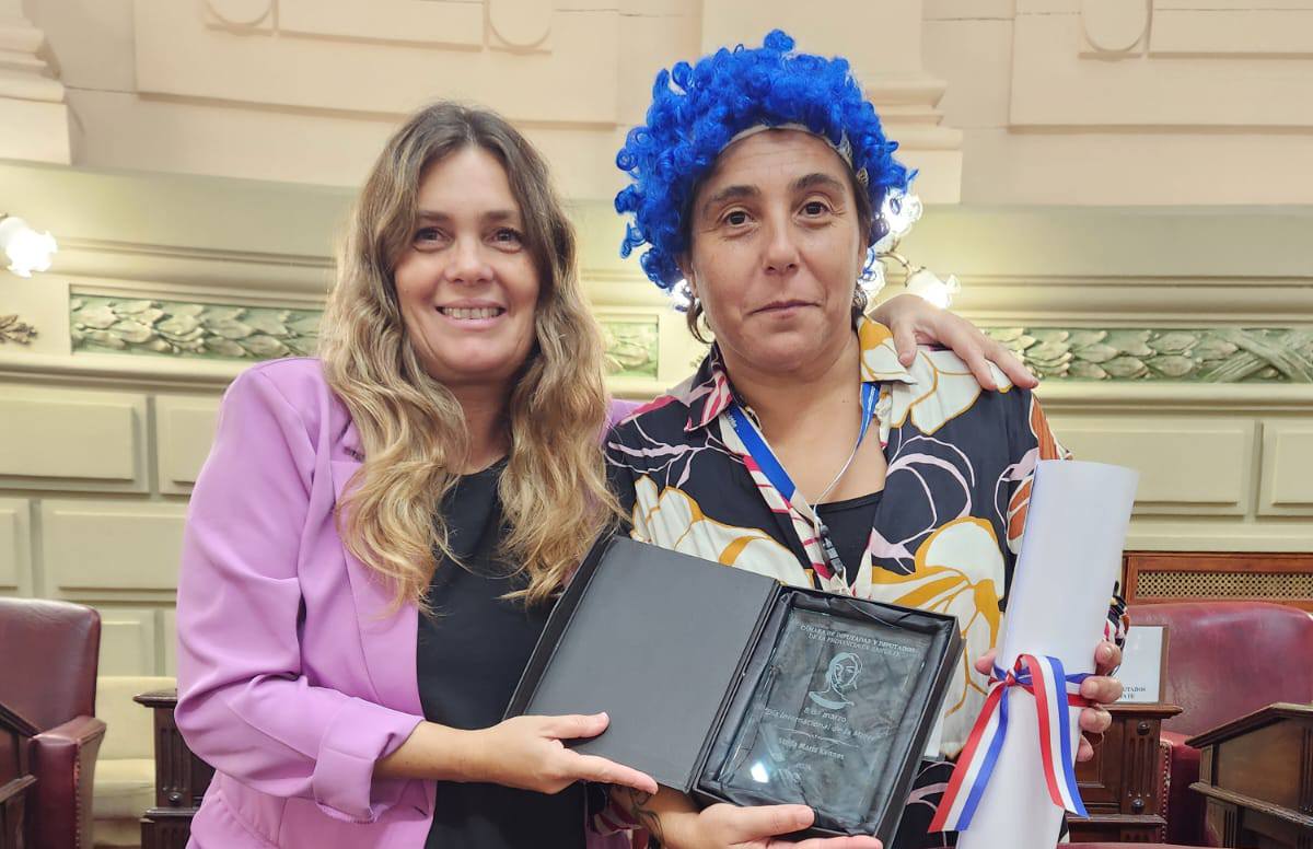 Mujeres de Asociación Civil Autismo Roldán fueron homenajeadas en la Cámara de Diputados